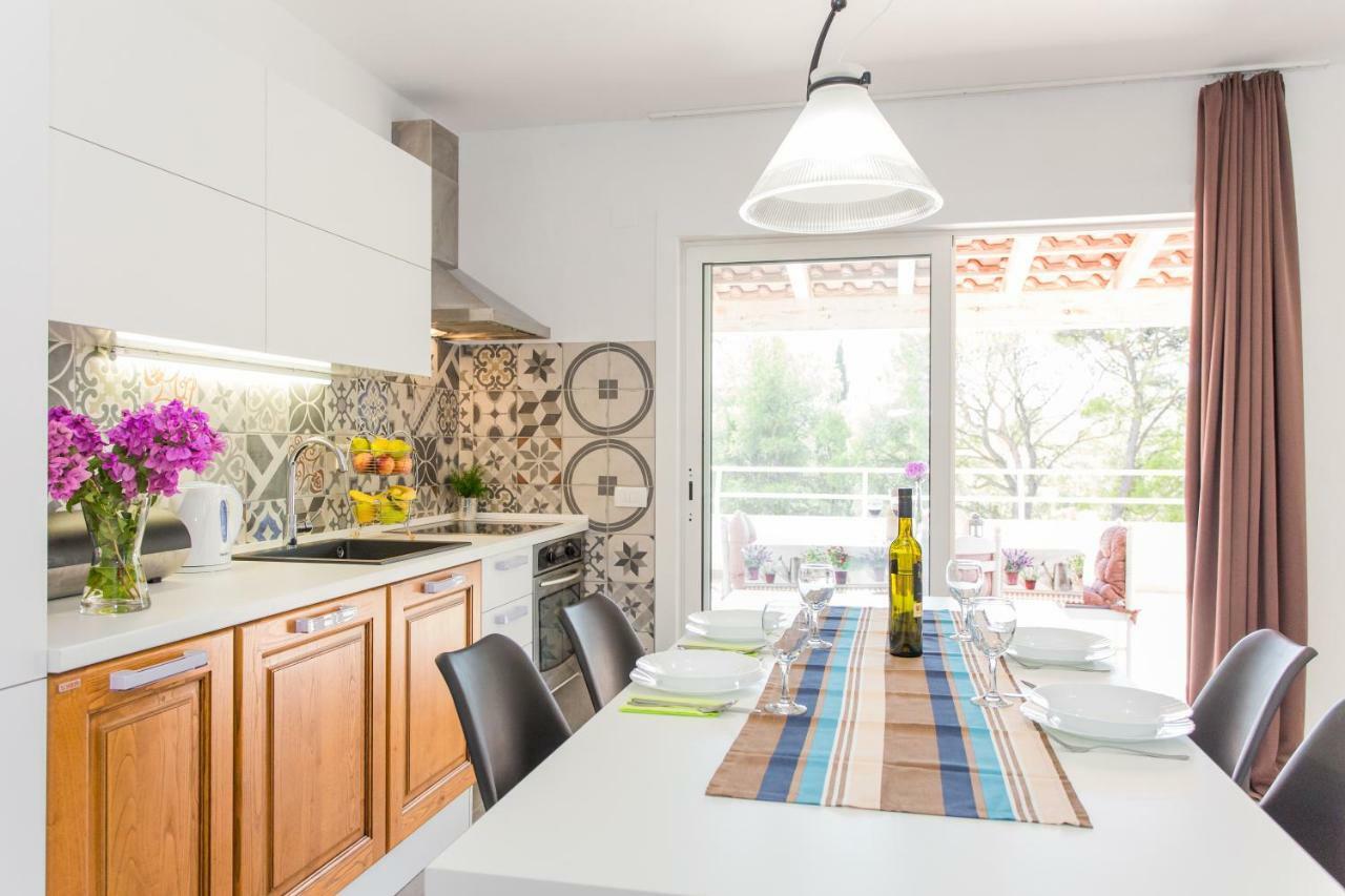 Beachside Villa Marko มิลนา ภายนอก รูปภาพ