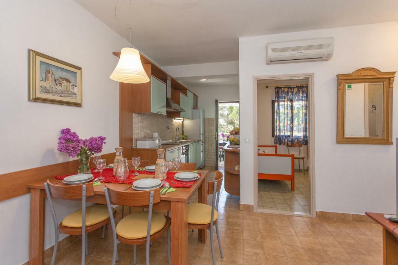 Beachside Villa Marko มิลนา ภายนอก รูปภาพ